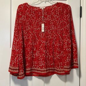 New with tags max studio red floral blouse with pleating size large